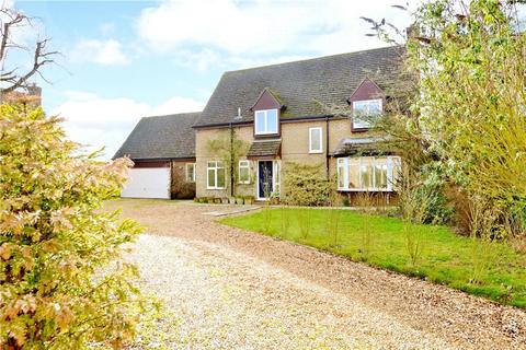 4 bedroom detached house for sale, Weavers End, Hanslope, Milton Keynes, Buckinghamshire, MK19