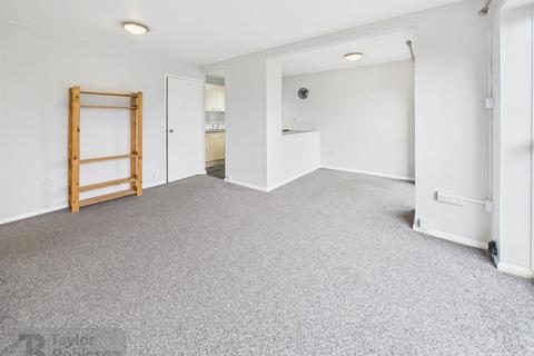 undefined, Hyde Heath Court, Crawley