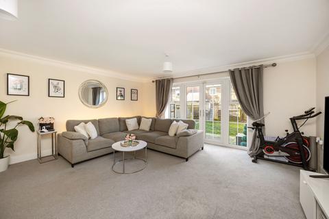3 bedroom semi-detached house for sale, Landau Close, Pease Pottage, RH11