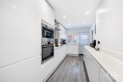 undefined, Kelvedon Green, Kelvedon Hatch, Brentwood