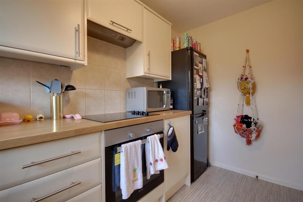 Kitchen (2)