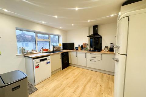 undefined, Milnbank Avenue, Buxton