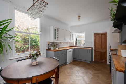 4 bedroom terraced house for sale, St. Olaves Road, Bootham, York, YO30 7AL