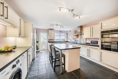 4 bedroom semi-detached house for sale, Uxendon Hill, Wembley, HA9 9SJ