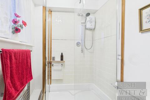 2 bedroom flat for sale, White Rock Road, Hastings