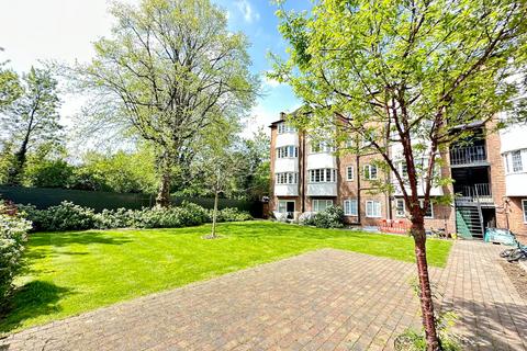 1 bedroom apartment to rent, Crouch End Hill, London N8