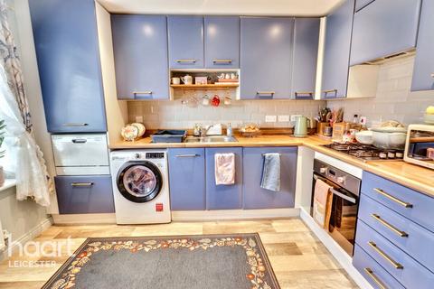 3 bedroom semi-detached house for sale, Blackfriars Road, Leicester