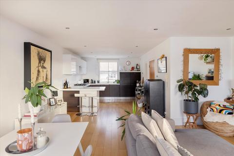 2 bedroom flat for sale, Portobello Road, London, W11