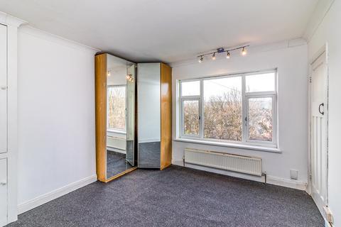 2 bedroom semi-detached house to rent, Pollard Avenue, Sheffield S5