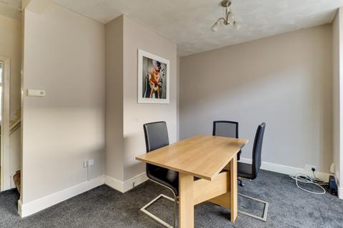 2 bedroom house for sale, Knox Road, Portsmouth