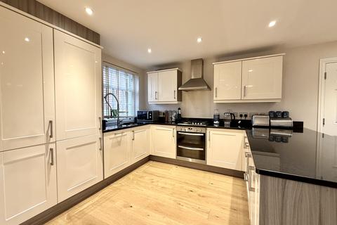 2 bedroom apartment for sale, Ely Street, Stratford-upon-Avon CV37