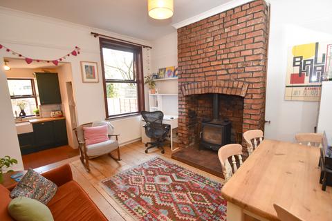 2 bedroom end of terrace house for sale, Dartford Road, Urmston, M41
