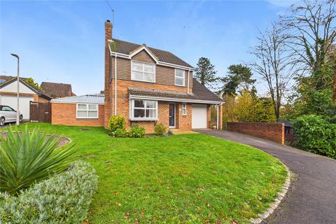undefined, Pembroke Close, Burghfield Common, Reading, RG7