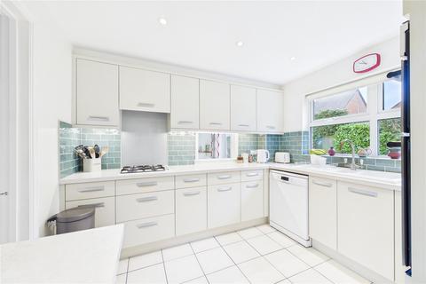 undefined, Pembroke Close, Burghfield Common, Reading, RG7