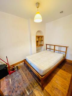 3 bedroom flat to rent, Stoke Newington Church Street, N16 0LU