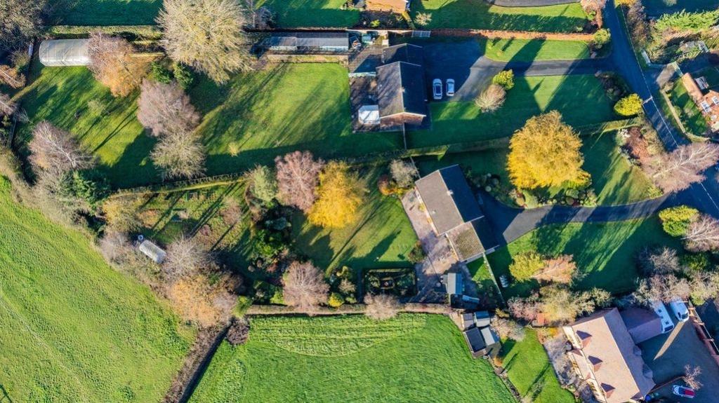 Ariel Emily Dimelow Ewemove Whitchurchand Nantwich