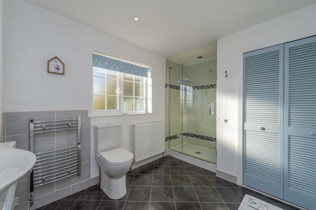 Bathroom. Emily Dimelow Ewemove Whitchurchand Nantwich