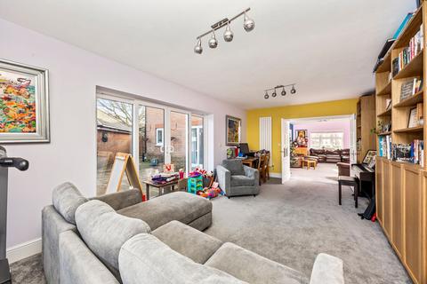 undefined, Haynes Way, Pease Pottage, RH11