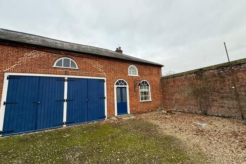 2 bedroom house to rent, Sloley Road, Norwich NR12