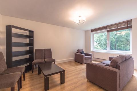 1 bedroom flat to rent, Flat 12 High London