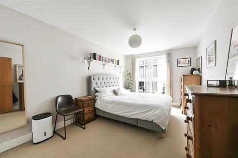 1 bedroom apartment for sale, 1 Pepys Street, London EC3N