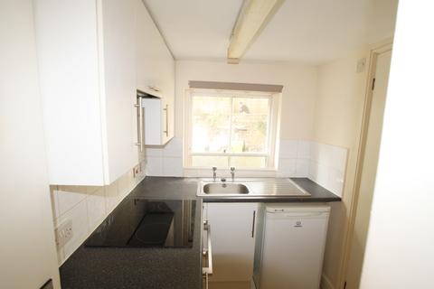 Studio to rent, Buckingham Street, Brighton BN1