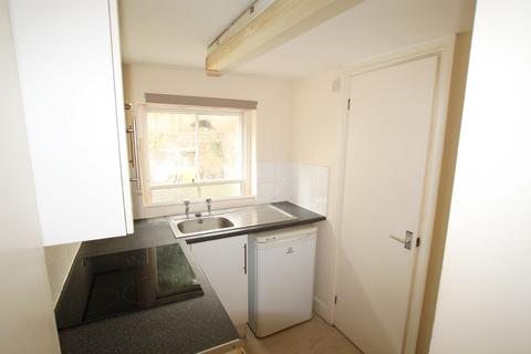Studio to rent, Buckingham Street, Brighton BN1