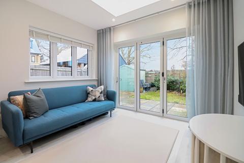 undefined, Orchard Farm Avenue, East Molesey, KT8