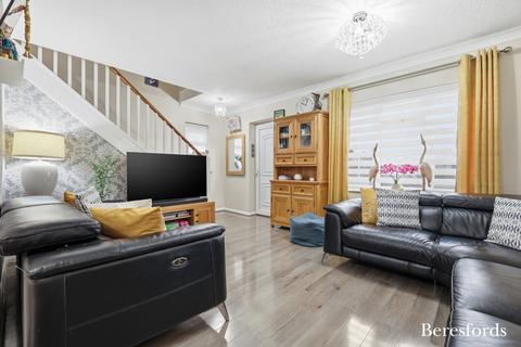 3 bedroom semi-detached house for sale, Hutton Drive, Hutton, CM13