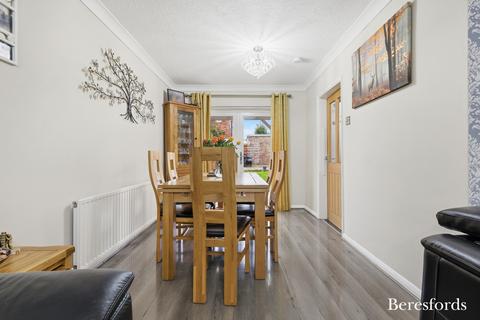 3 bedroom semi-detached house for sale, Hutton Drive, Hutton, CM13