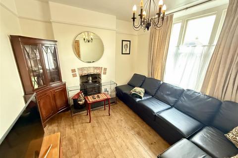 3 bedroom house for sale, Mountain Road, Tregaron