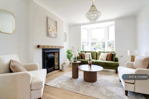 3 bedroom semi-detached house to rent, Lea Road, Gainsborough, DN21