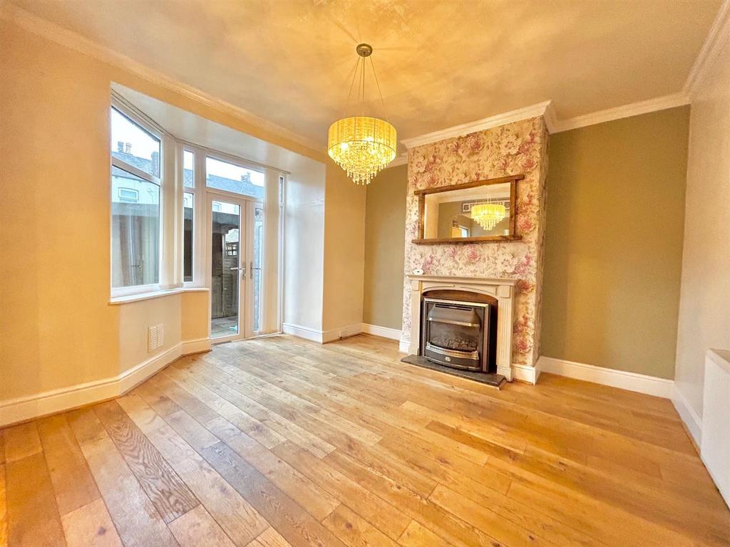Dining Room.jpg