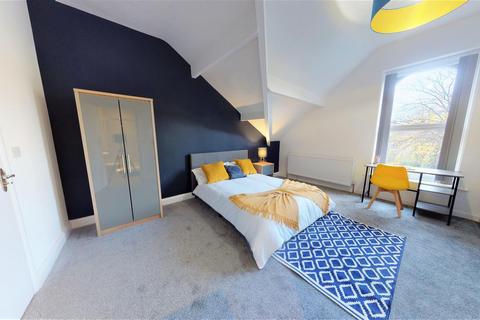 1 bedroom in a house share to rent, Kirkgate, Shipley
