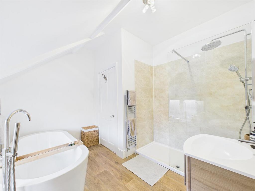 Bath 2.jpg