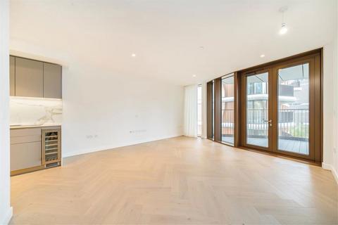 undefined, Triptych Place, London SE1