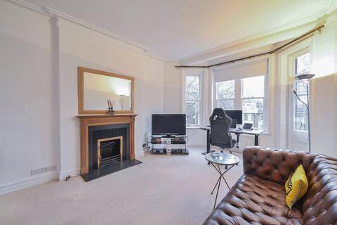 2 bedroom flat to rent, Cremorne Road, Chelsea, London, SW10