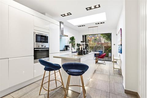 undefined, Queensmill Road, London, SW6