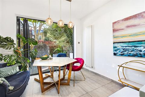 undefined, Queensmill Road, London, SW6