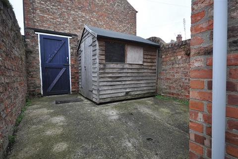 2 bedroom terraced house to rent, Brunswick Street, York