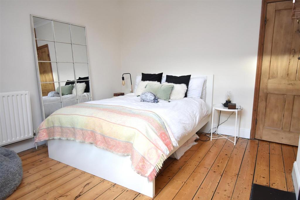 Brunsbed1.JPG