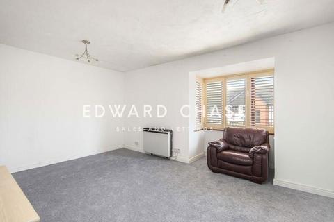 undefined, Waterside Close, Barking, IG11 9EL