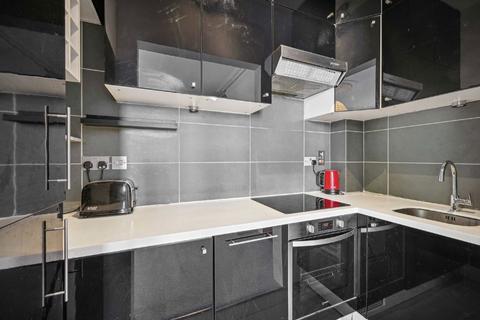 2 bedroom flat to rent, Edith Road, London W14