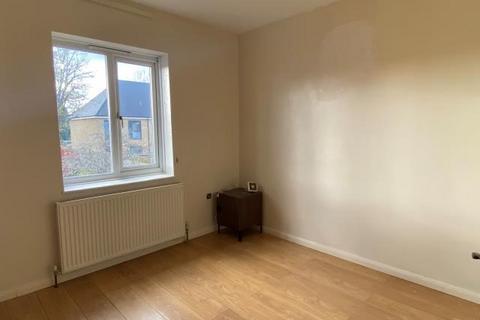 3 bedroom house to rent, Rayleigh Road, Woodford Green
