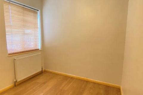 3 bedroom house to rent, Rayleigh Road, Woodford Green