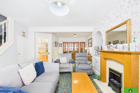 2 bedroom terraced house for sale, Richards Avenue, Romford RM7
