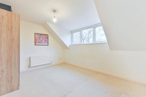 1 bedroom flat for sale, Rowan House, Willesden Green, London, NW10