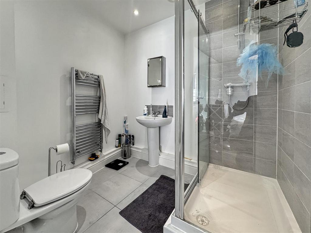 En Suite.jpeg