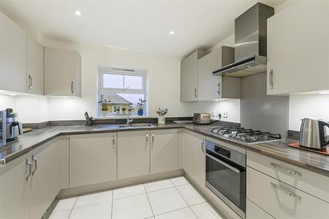 2 bedroom apartment for sale, Cranford Road, Maidstone ME16