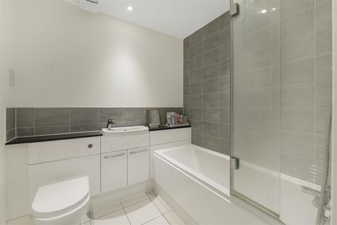 2 bedroom apartment for sale, Cranford Road, Maidstone ME16